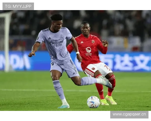 奥雷利安·楚阿梅尼：波尔多青训时期的后腰起点解析