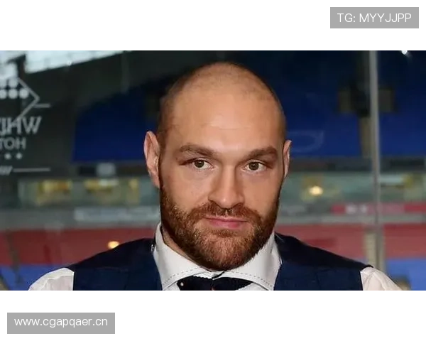 泰森·富里赛前喝香槟吃牛排，赛后直接睡到对手酒店门口？