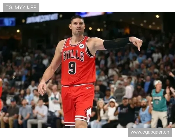 拉文突破拉开进攻空间 提升球队关键得分效率