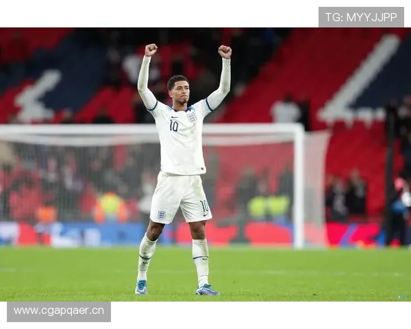 贝林厄姆与齐达内风格对比：中场统治力差异有多大